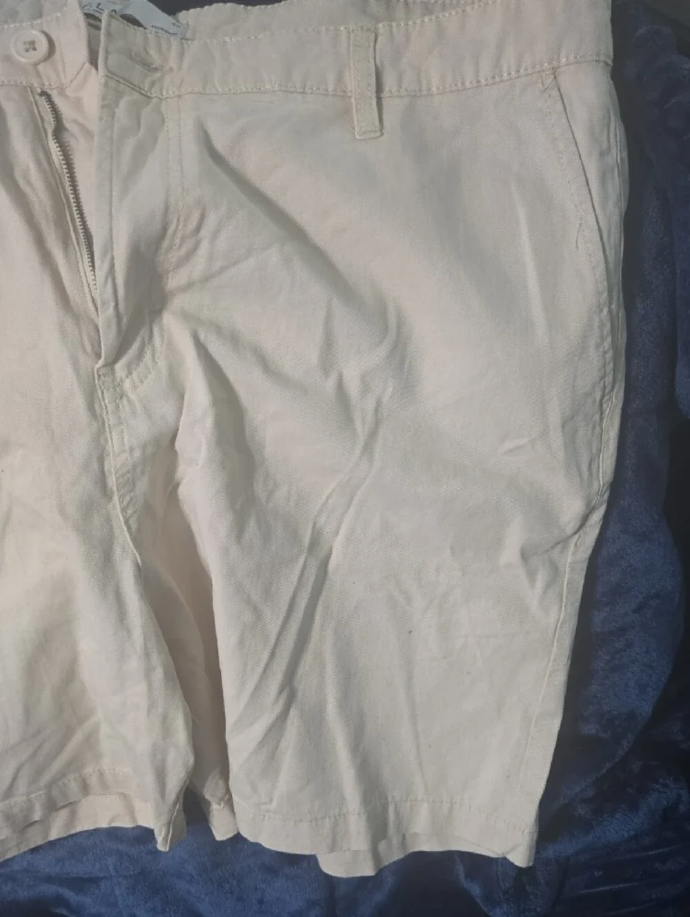 Men's Flat Front Cotton Shorts in Off-White